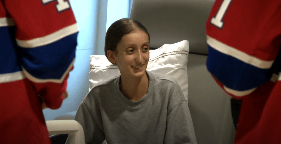 Click to play video: 'Habs players visit Montreal children’s hospital'